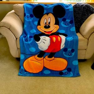 Disney Blanket